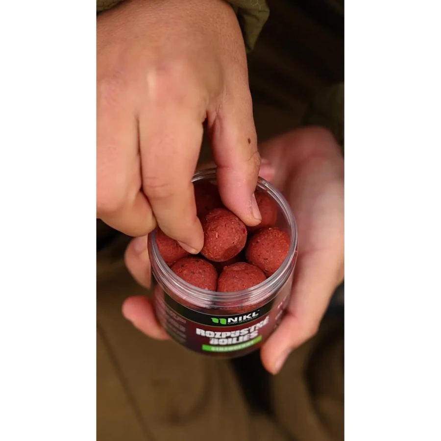 Nikl Rozpustné boilies Strawberry 250ml