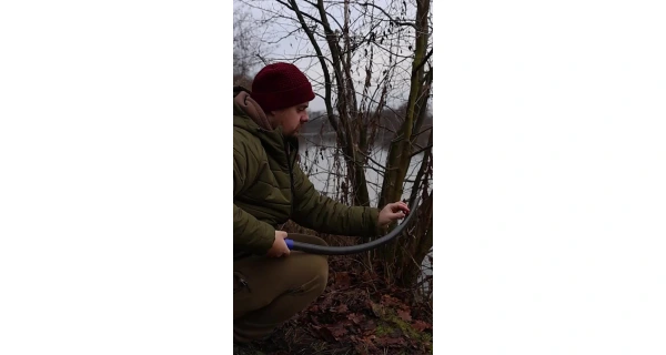 Carp´R´Us Vnadící tyč Black Throwing Stick 25mm 2