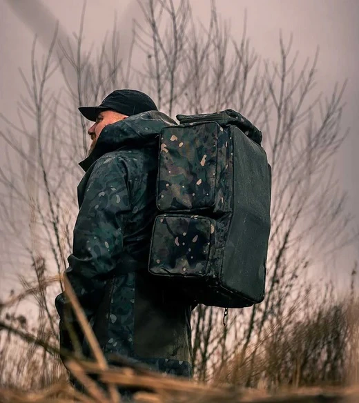 Trakker Batoh NXC Camo Deluxe Rucksack 18