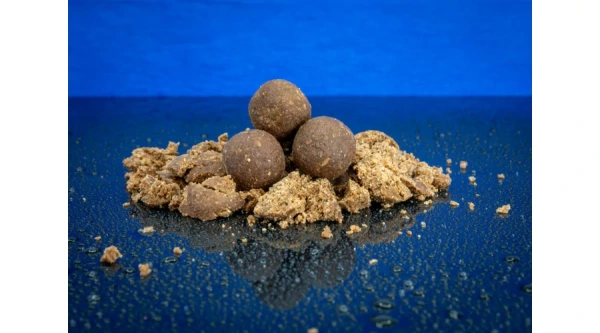 Bait Bait - Trvanlivé Boilies Tüzes Barack (Broskyňa+ Chilli)