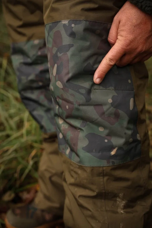 Trakker Nepromokavý zimní komplet 3 dílný CR Camo 3-Piece Suit 15