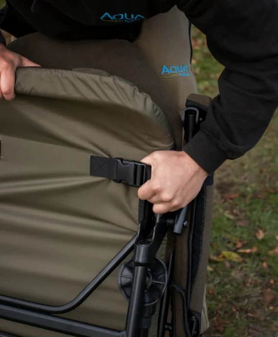 Aqua Křeslo Longback Chair 5