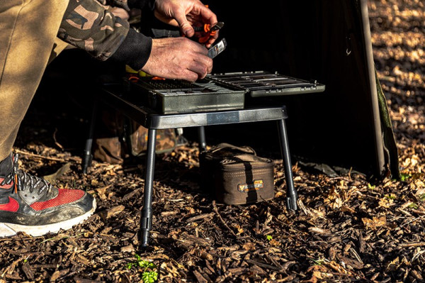 Fox Stolík XL Bivvy Table 1