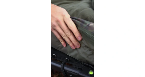 Trakker Lehátko Levelite Oval MF-HDR Wide Sleep System 2