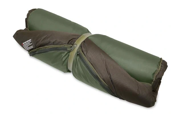 Trakker Samonafukovací podložka Self-Inflating Crib XL 1