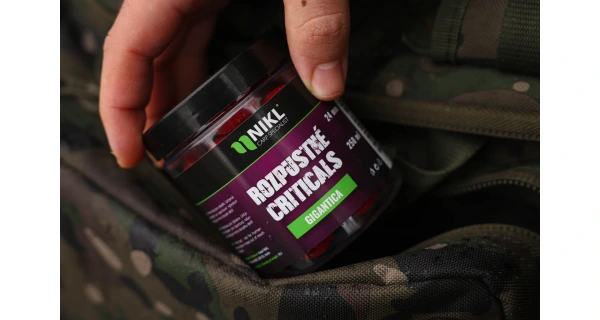 Nikl Rozpustné Criticals boilie Gigantica 250ml 10