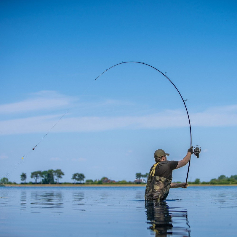 Avid Carp Prút Revolve Rods 3,9 m 3,5 lb 5