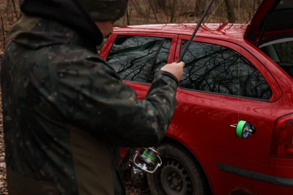 Carp´R´Us Držák pro návin vlasců Line Assistant 8