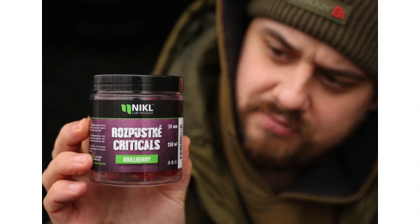 Nikl Rozpustné Criticals boilie Krill Berry 250ml 18